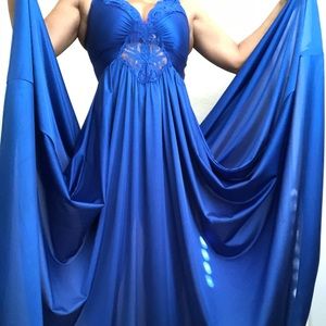 Vandemere in Royal blue 180 sweep skirt. Medium